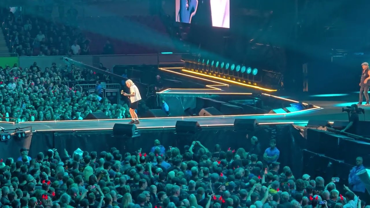 AC/DC - Whole Lotta Rosie - live from Düsseldorf- July 8th, 2025