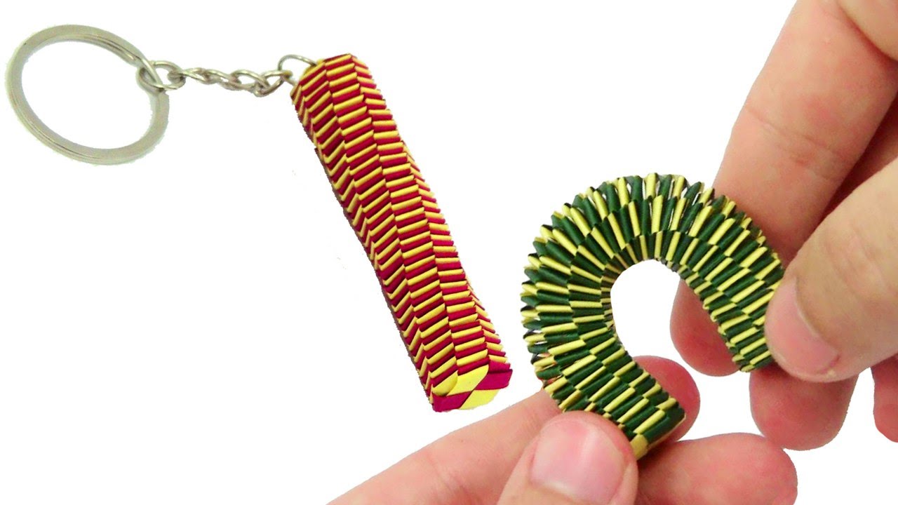 Como fazer origami chaveiro lagarto atado a partir de tiras de papel