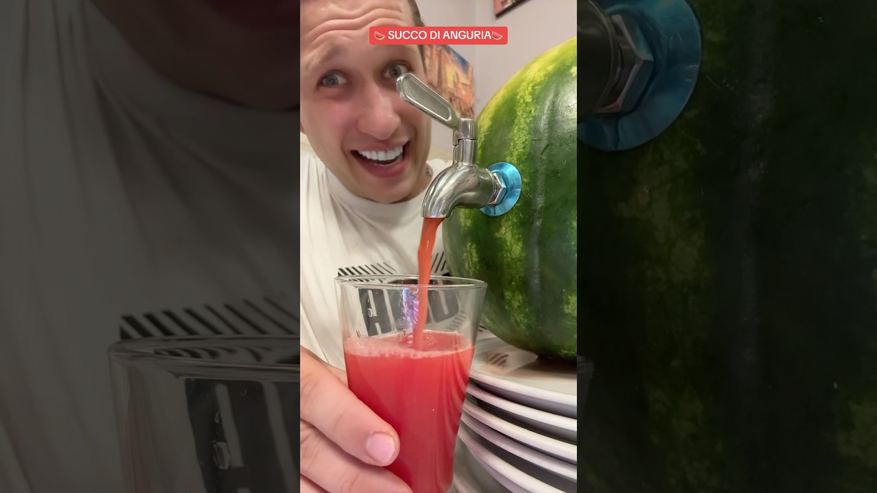Ecco come fare il succo di anguria fatto in casa😎😎😎