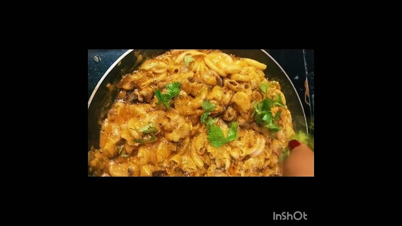 #Cheezy#creamy#pasta#banalam#aajke#😘it's#yummi#delicious#