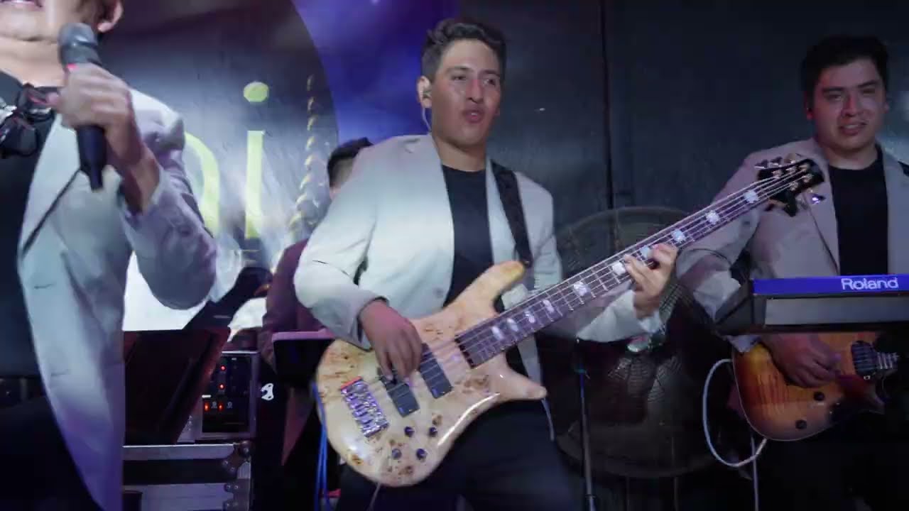 LA DEL MO&Ntilde;O COLORADO - VELOZ DE LA SIERRA - VIDEO OFICIAL
