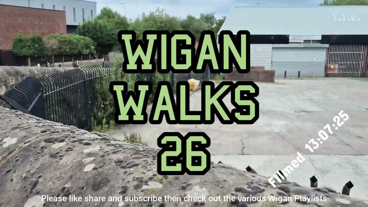 Wigan Walks 26 I walk further up the Leigh Spur than ever before. I do not get lost! That's a first!