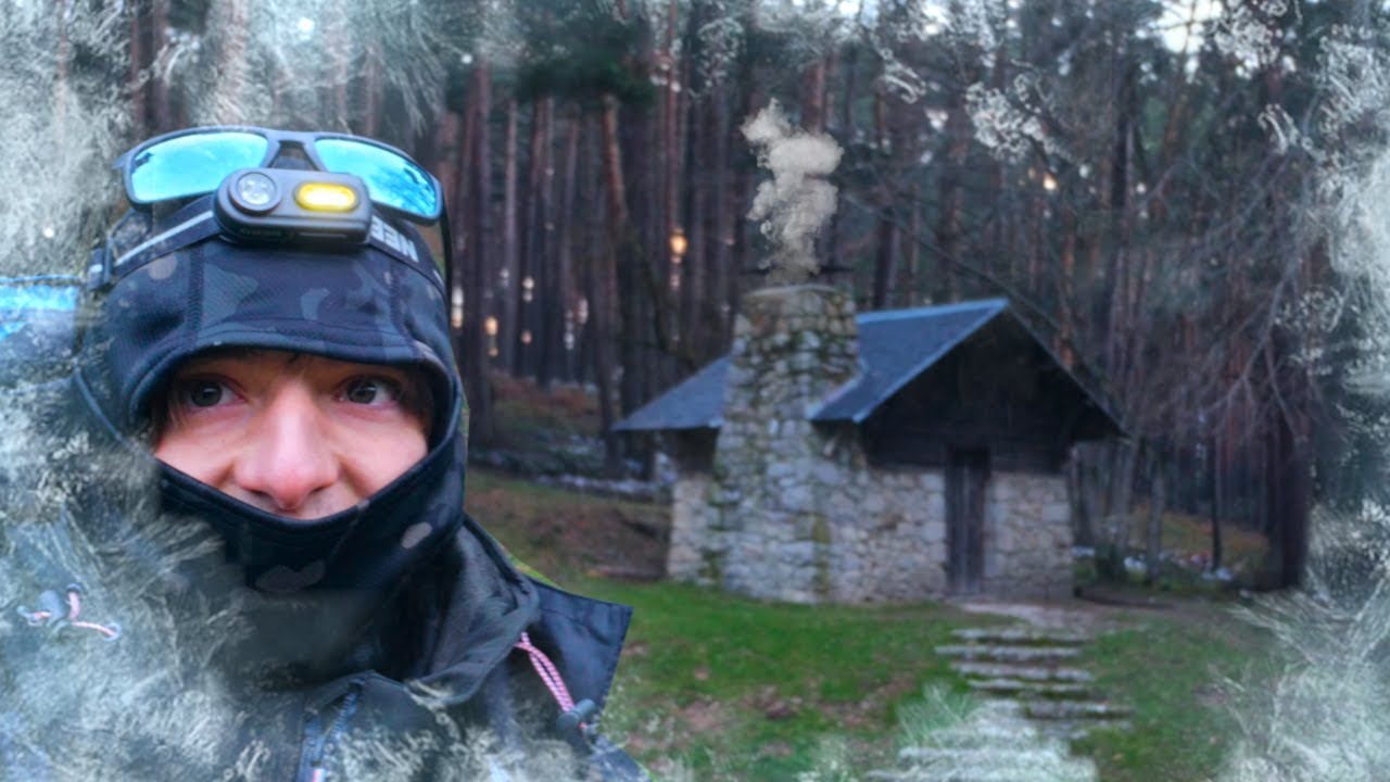 Surviving a Freezing (-7°C) Night in a Remote Shelter ❄️
