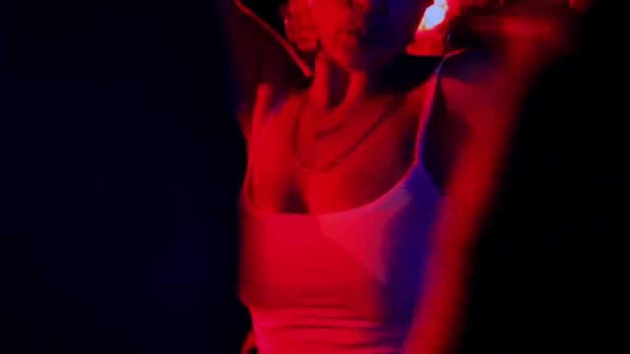 Devont&eacute;e  ~ Bare Tings | Prod. Devont&eacute;e
