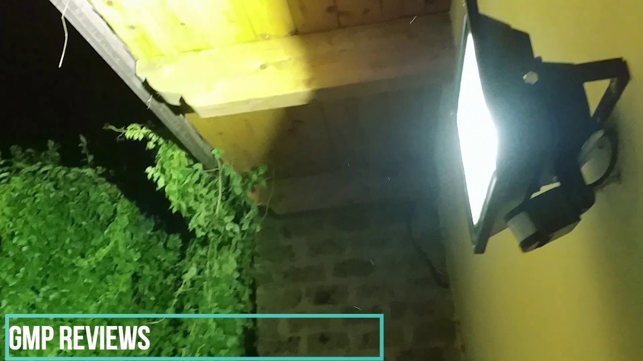 Hengda -Faretto LED da 50W con PIR a meno di 23 euro...grande potenza luminosa!