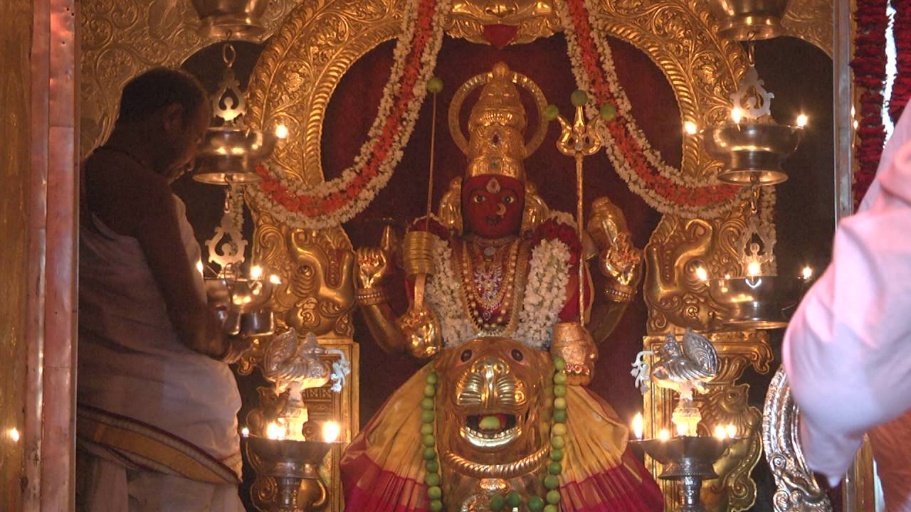 1st day arthi jubillehills peddama temple 2016