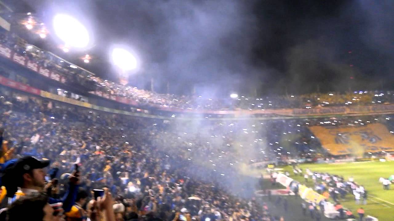 Ambiente Estadio Universitario Tigres UANL