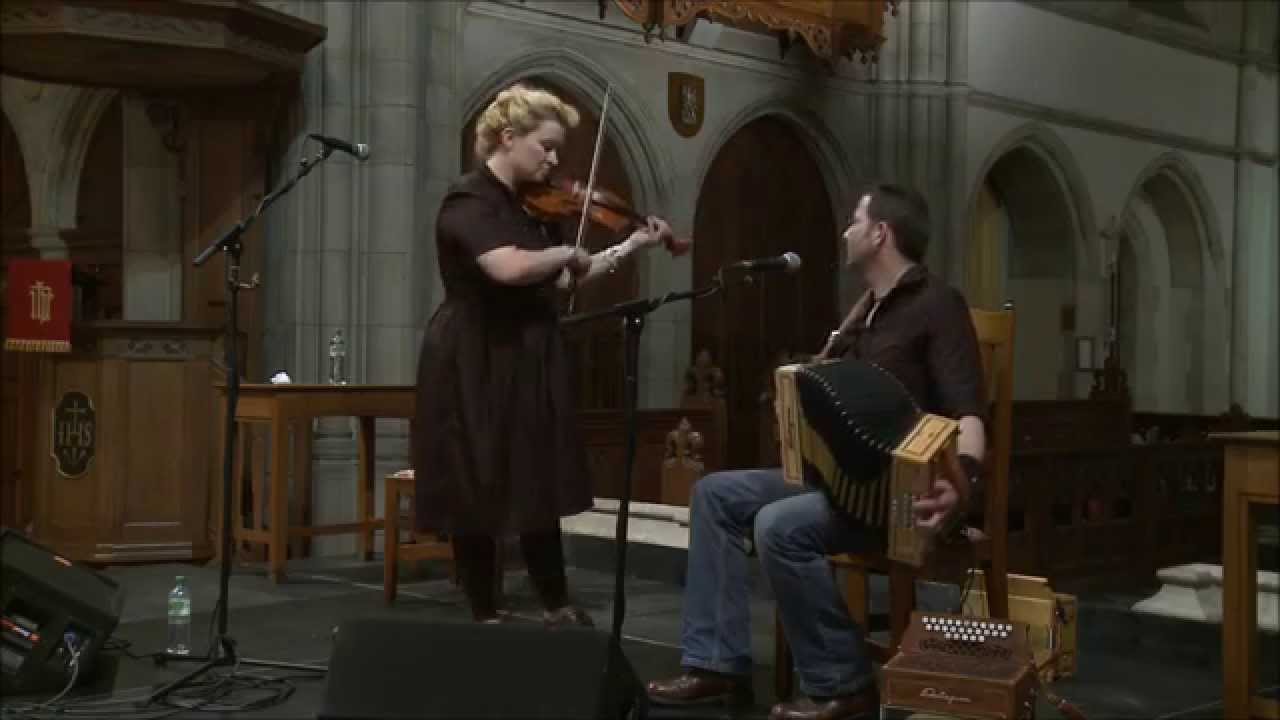 Eliza Carthy & Saul Rose: Washing Song