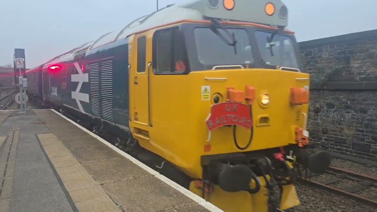 Class 50 coming in to bradford station on time 2026 with 66 rear