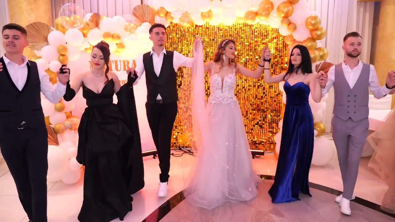 Vallja me e Bukur e Vajzave & Djemve 🔥 Matura 2023
