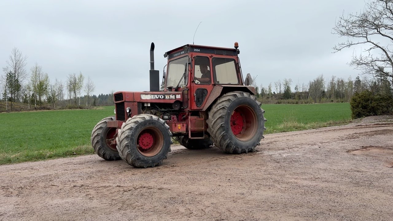 Köp Traktor Volvo BM 2654 på Klaravik