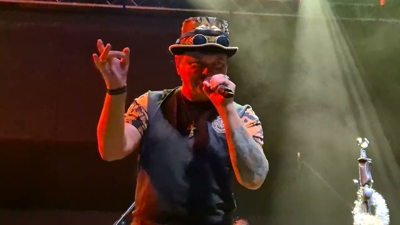 M.Pavlíček&Trio & V.Čok - Jó, já se mám, že je Olda přítel můj - Live @ MMC Bratislava SK - 6.3.2025