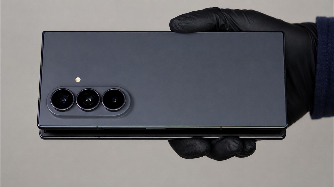 TechUnboxings ASMR: Samsung Galaxy Z Fold8 Ultra (Graphite) Unboxing