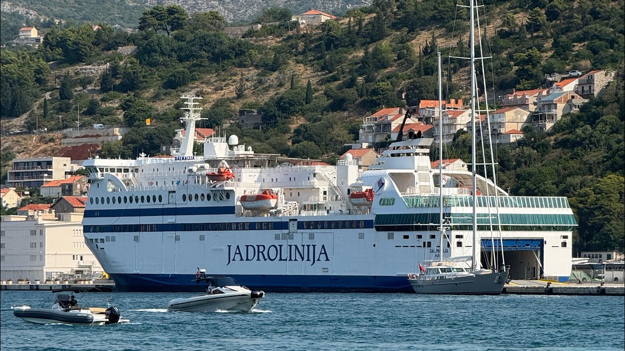 Review of @jadrolinija2447 Dalmacija ferry ship between #dubrovnik #croatia and #bari #puglia #italy