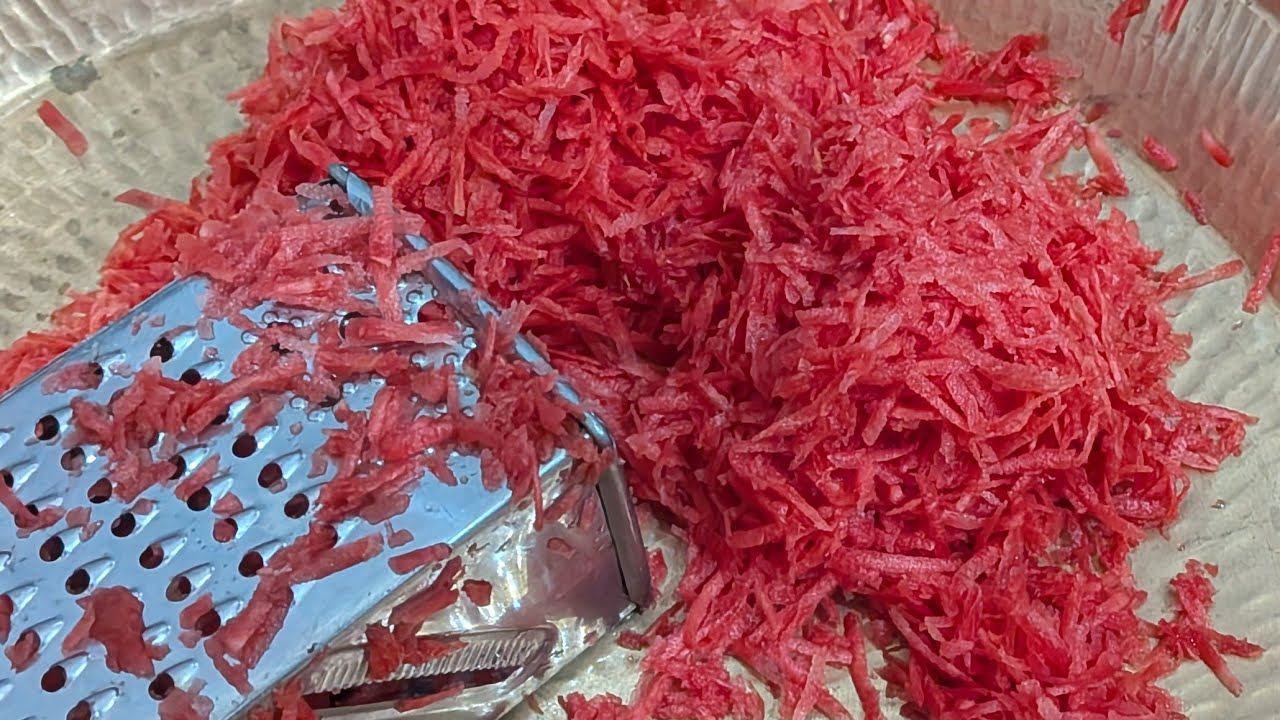 गाजर का हलवा रेसिपी gajar ka halwa bnaye bilkul he aasan tarike se #sonamsingh😍😍😋