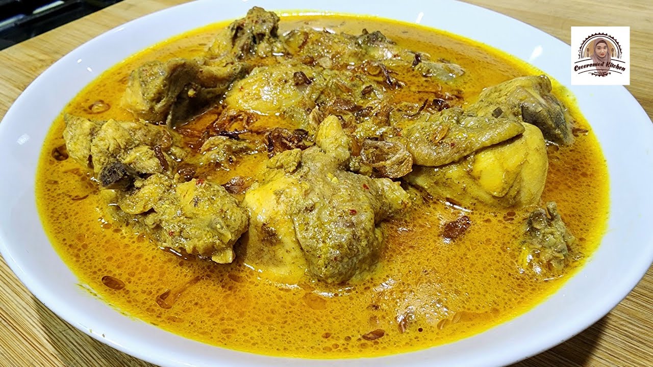 OPOR AYAM UNTUK MAKAN KETUPAT LEBARAN. SAVE DULU RESEPNYA.