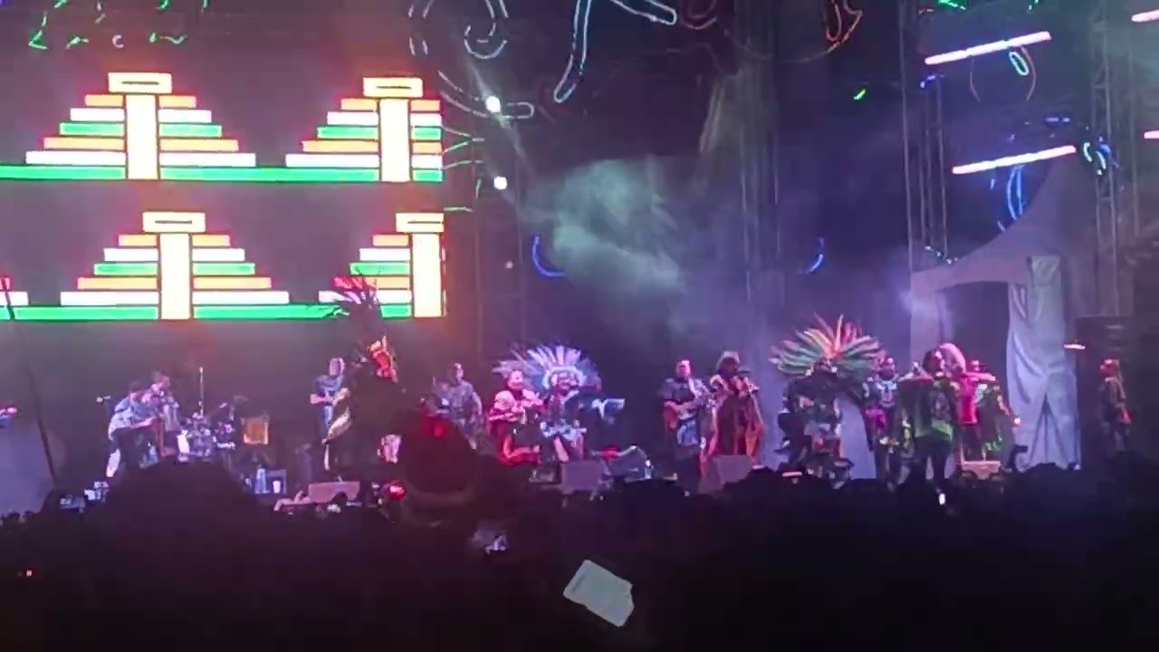 Cumbia_Azteca_Los_Askis_En_el_Festival_Luces_de_Invierno_2025.⛄🇲🇽🎄