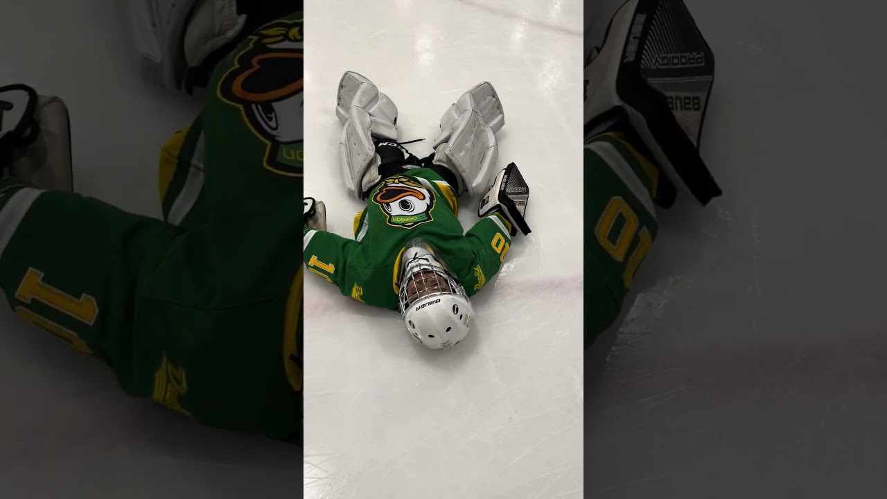 Florida Gator Boy: Stuck on the ice (I’ve fallen and I can’t get up) lol