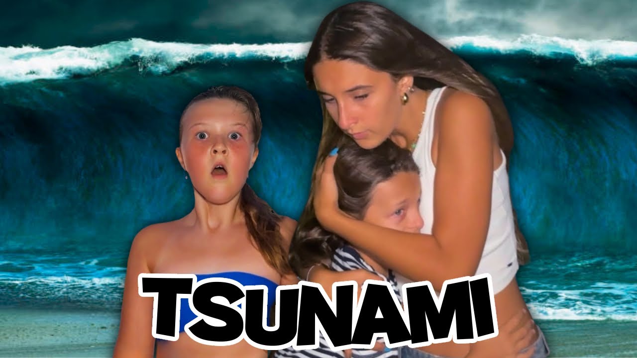 lo TSUNAMI ha COLPITO il Nostro VILLAGGIO &egrave; SUCCESSO di TUTTO 😭