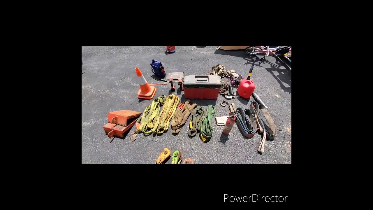 What I carry in my wrecker.