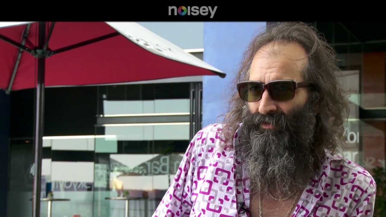 Warren Ellis of Dirty Three - Noisey Meets