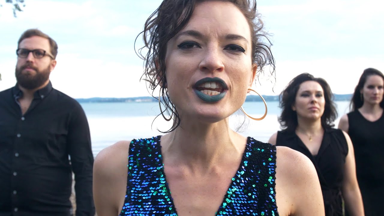 Phoebe Violet - Golondrina (Official Music Video)
