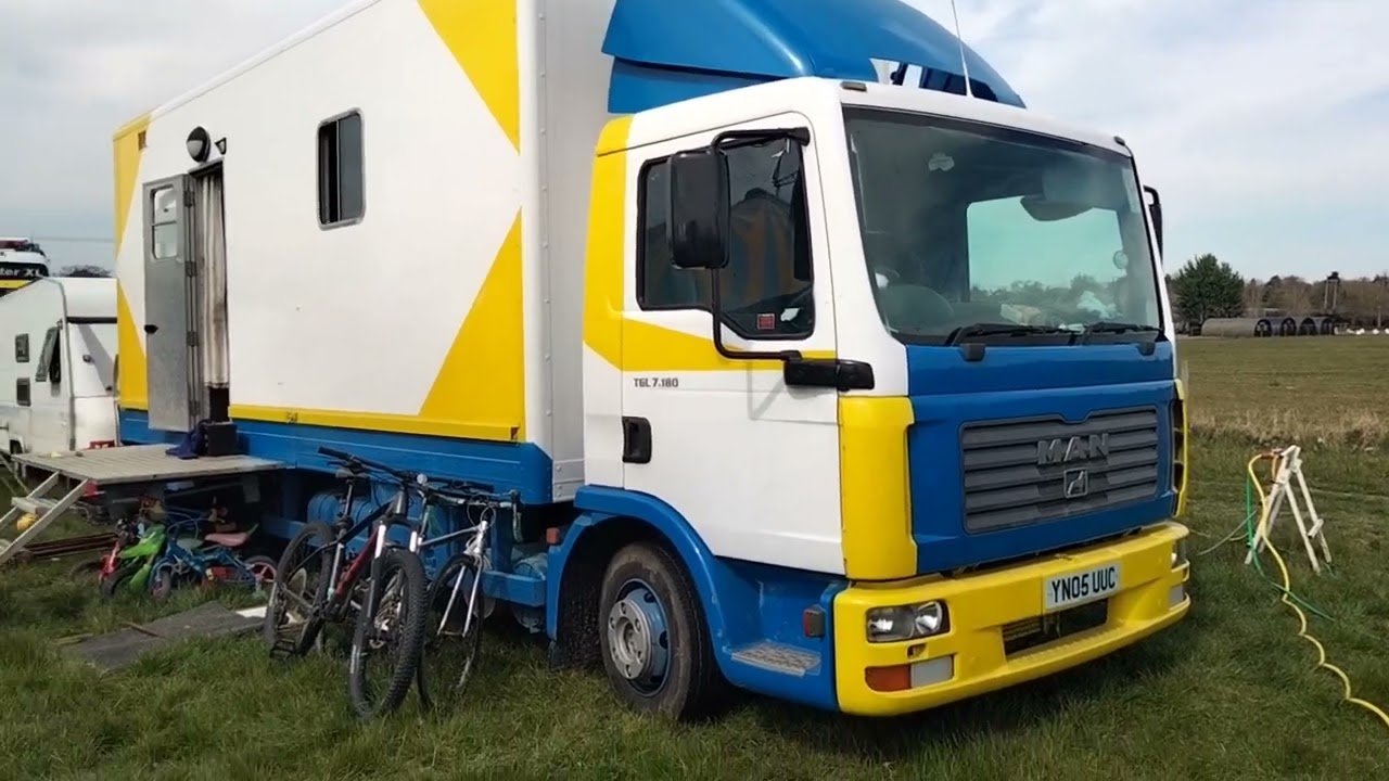 Circus transport vlog. Mondao. Knowle Hill, Evesham.