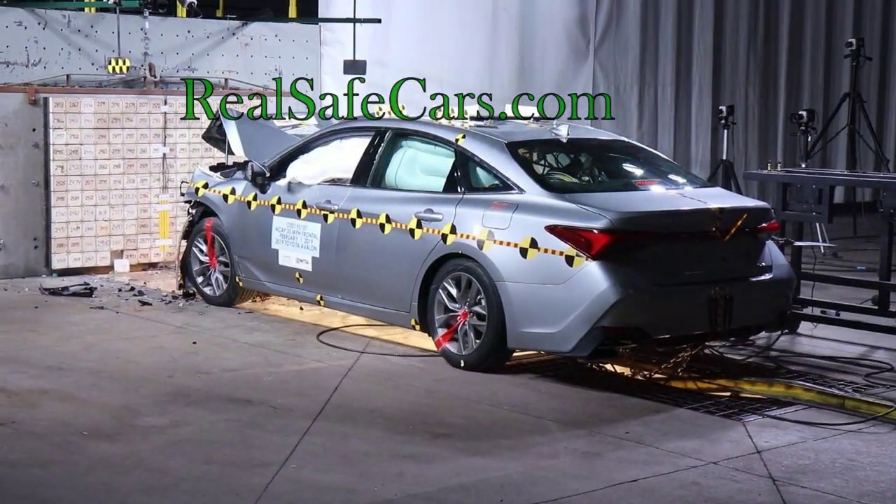 Toyota Avalon 2019 Crash Tests (Side-Pole, Front, Side)