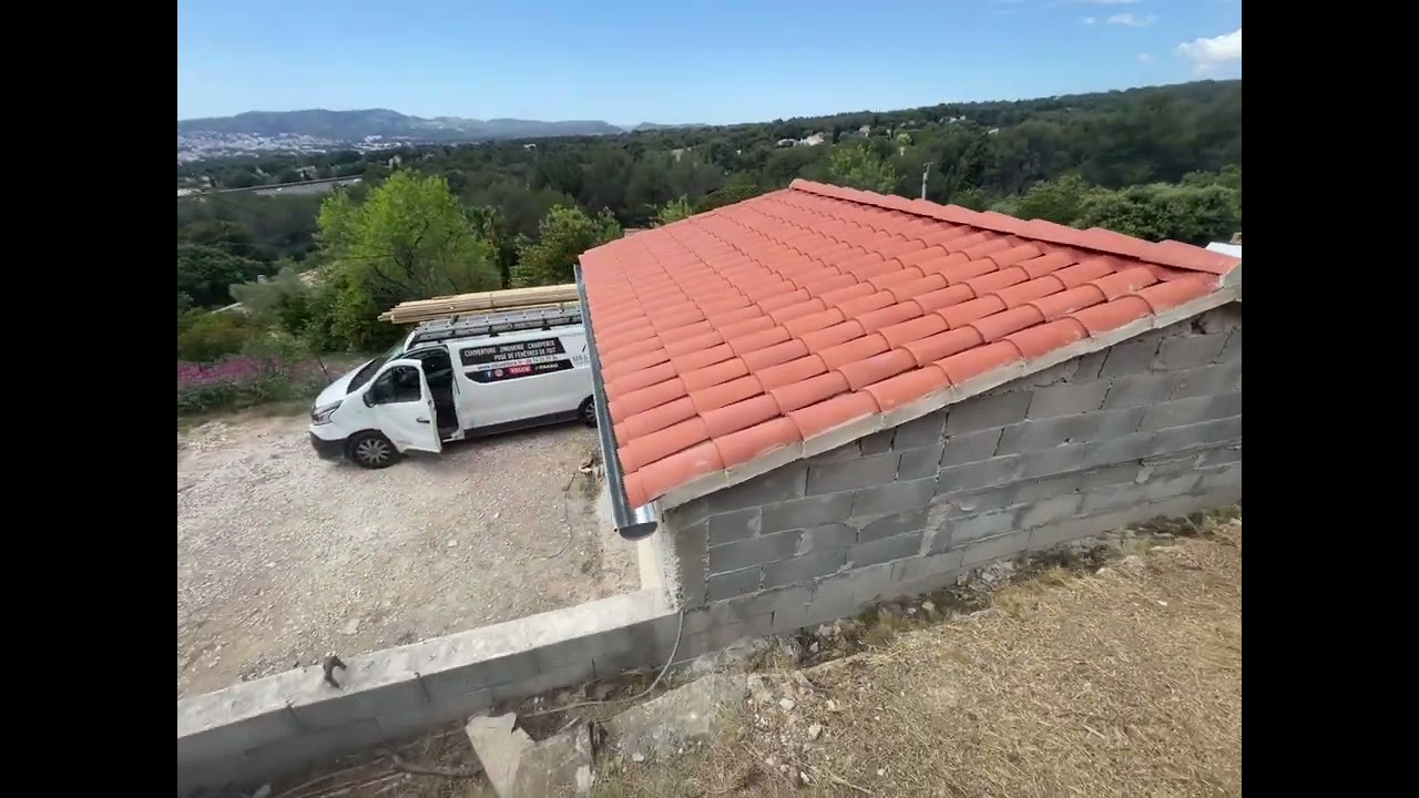 Pose d'une charpente et couverture en Plaques Fibrociment &agrave; La Ciotat proche de Marseille