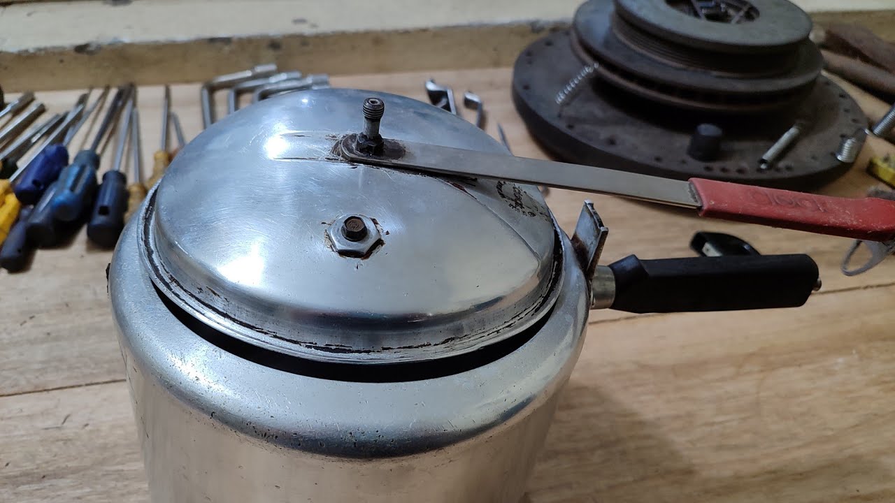 PANELA DE PRESSÃO CLOCK EXPLODE EM SERRA TALHADA SERÁ QUE AINDA TEM CONSERTO ?