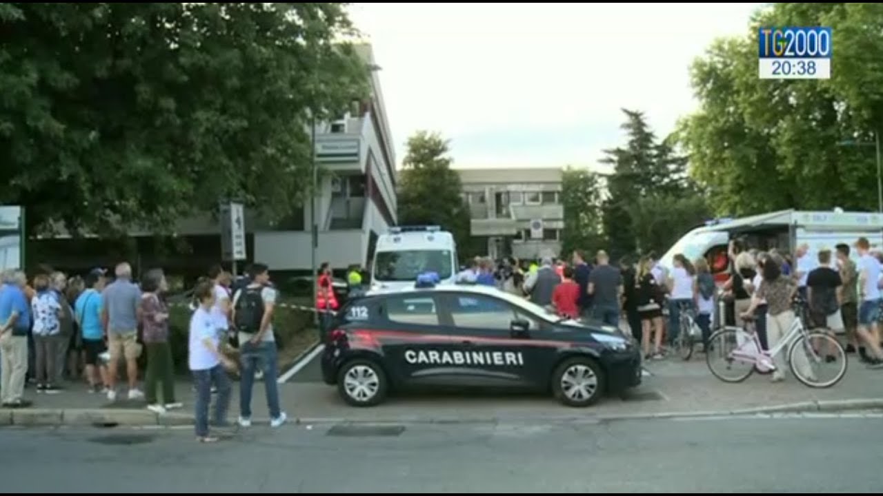 San Donato Milanese, agente di polizia municipale spara al suo superiore e si suicida