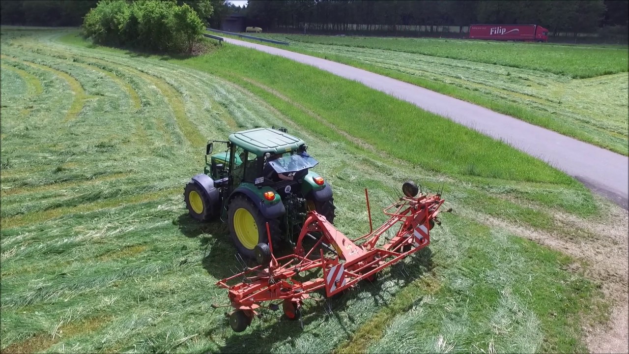 1. Schnitt 2017 mit Fendt, Massey Ferguson und John Deere