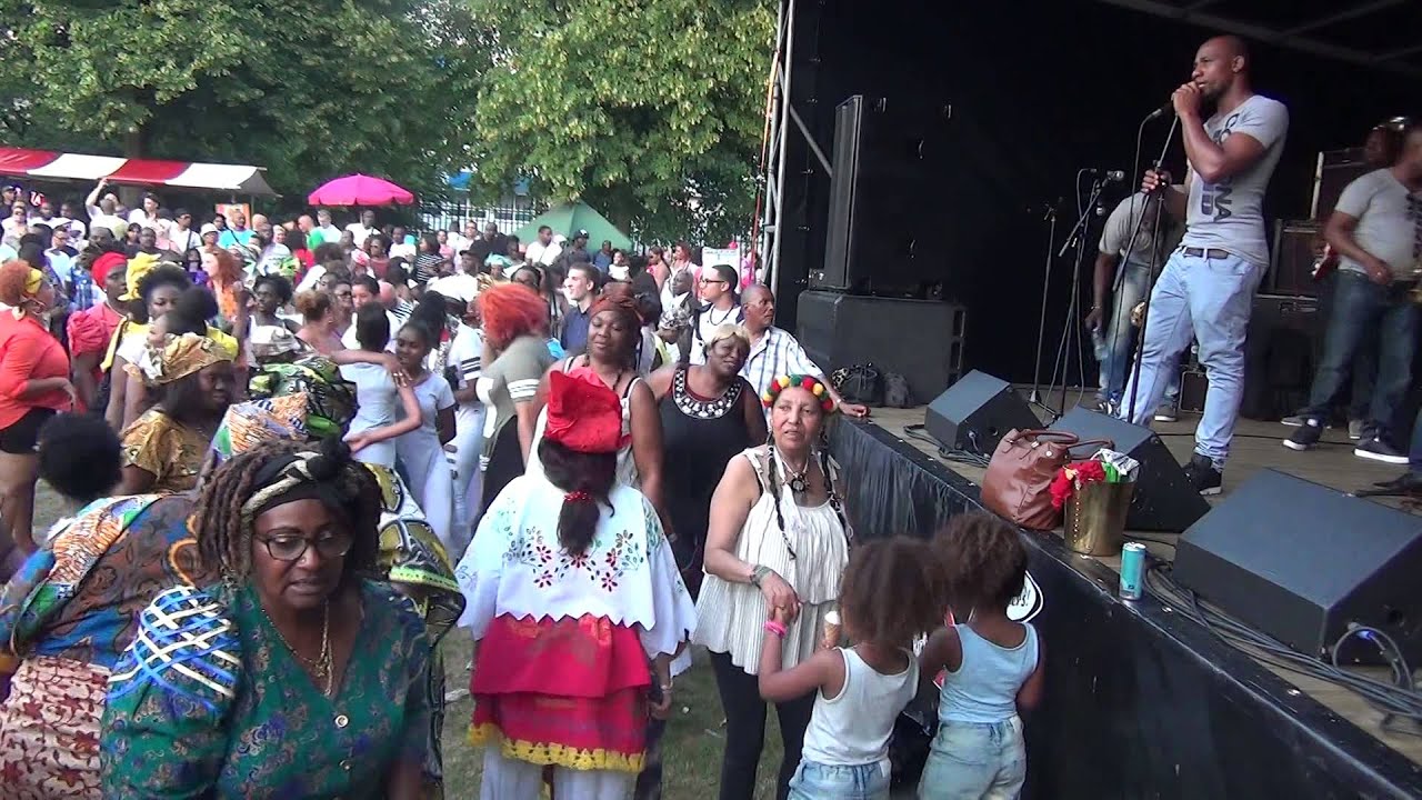 30 21 40 Corona 8e Keti Koti Festival Oude Westen Rotterdam 2015 wo 01 07 15  S3 030