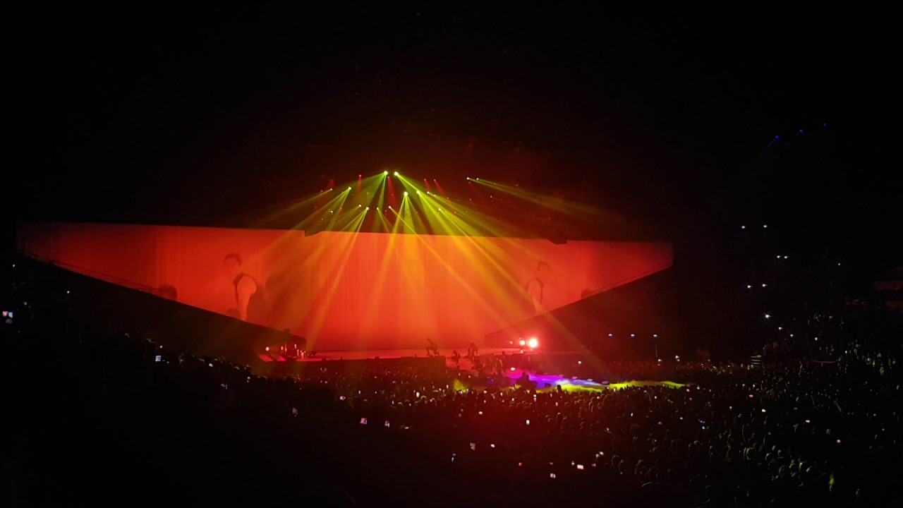 Ariana Grande : Dangerous Woman Tour live at Accor hotels Arena : Everyday