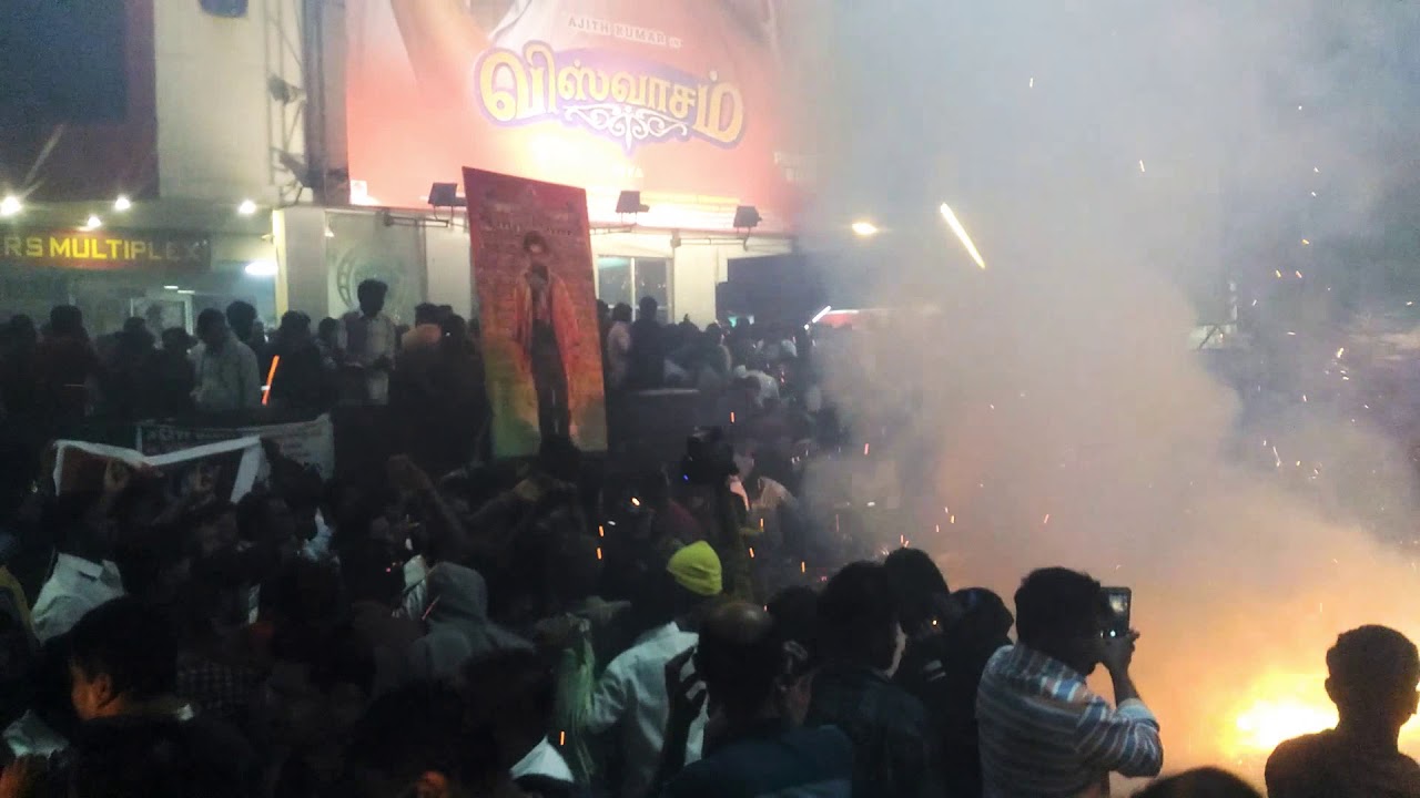 #petta Vera level | #firstday #firstshow😍fan's | celebrations | Petta paraak
