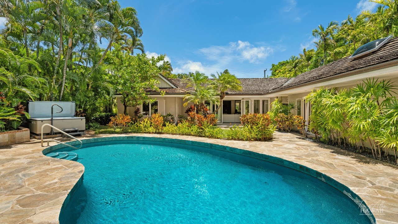 Premier Kahala Location on Coveted Aukai Avenue - Tracy Allen - Hawaii Real Estate - Coldwell Banker