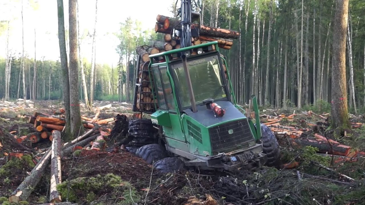 Logging in wet forest, difficult conditions, big load