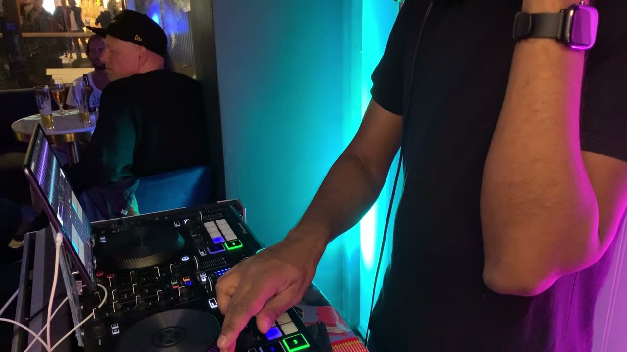 Pratap @ Electric Thursday (Blue, Uppsala 210909) Part 1