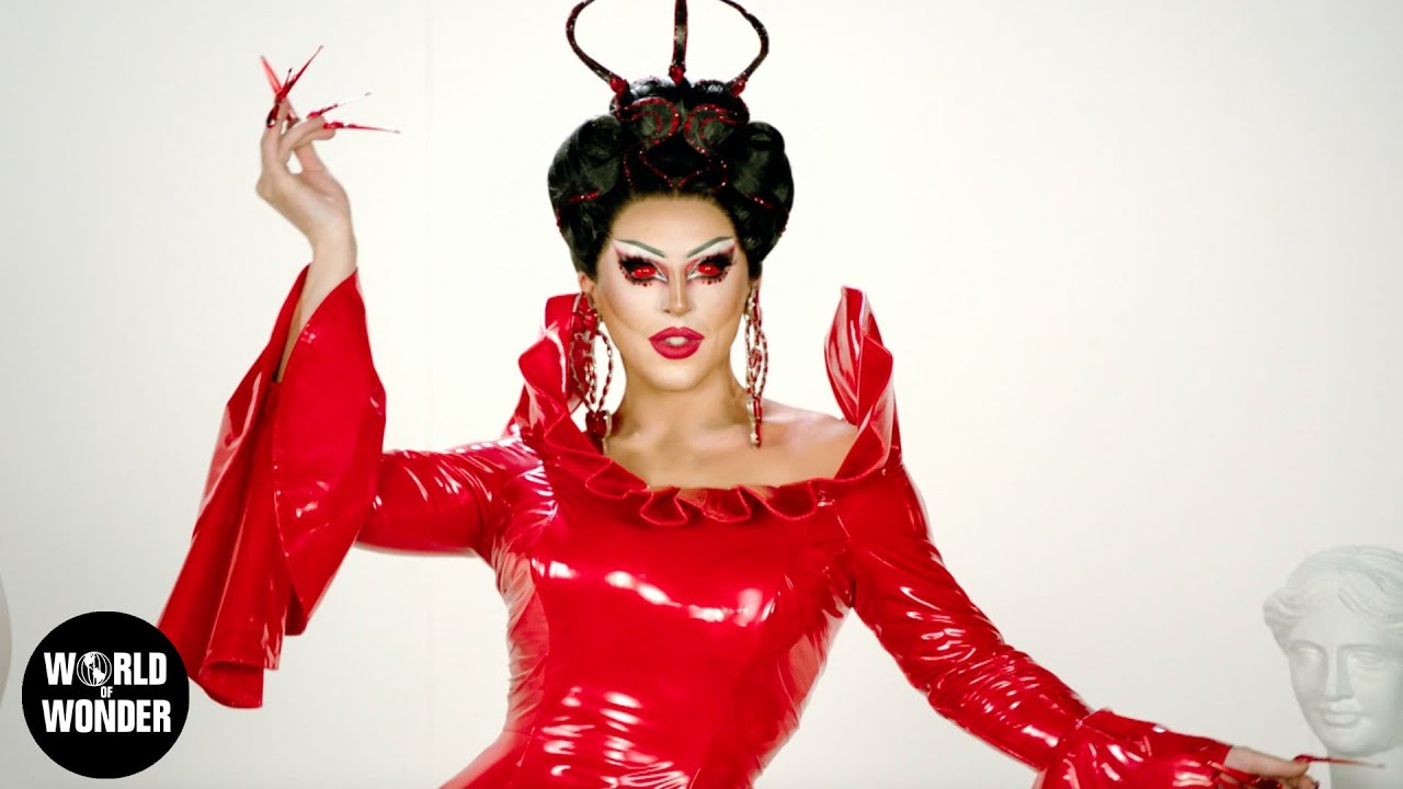 MEET THE QUEENS: Cherry Valentine