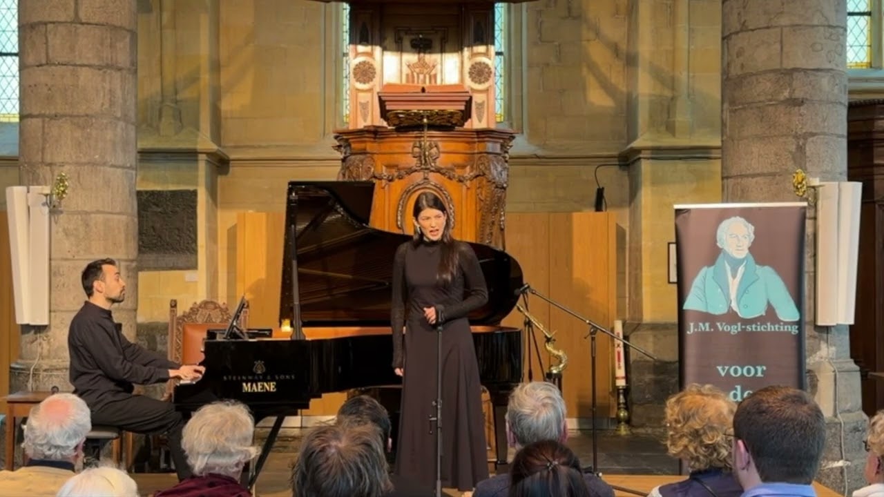 Aiko Bormann – mezzo soprano & Lucas Huber Sierra – piano
