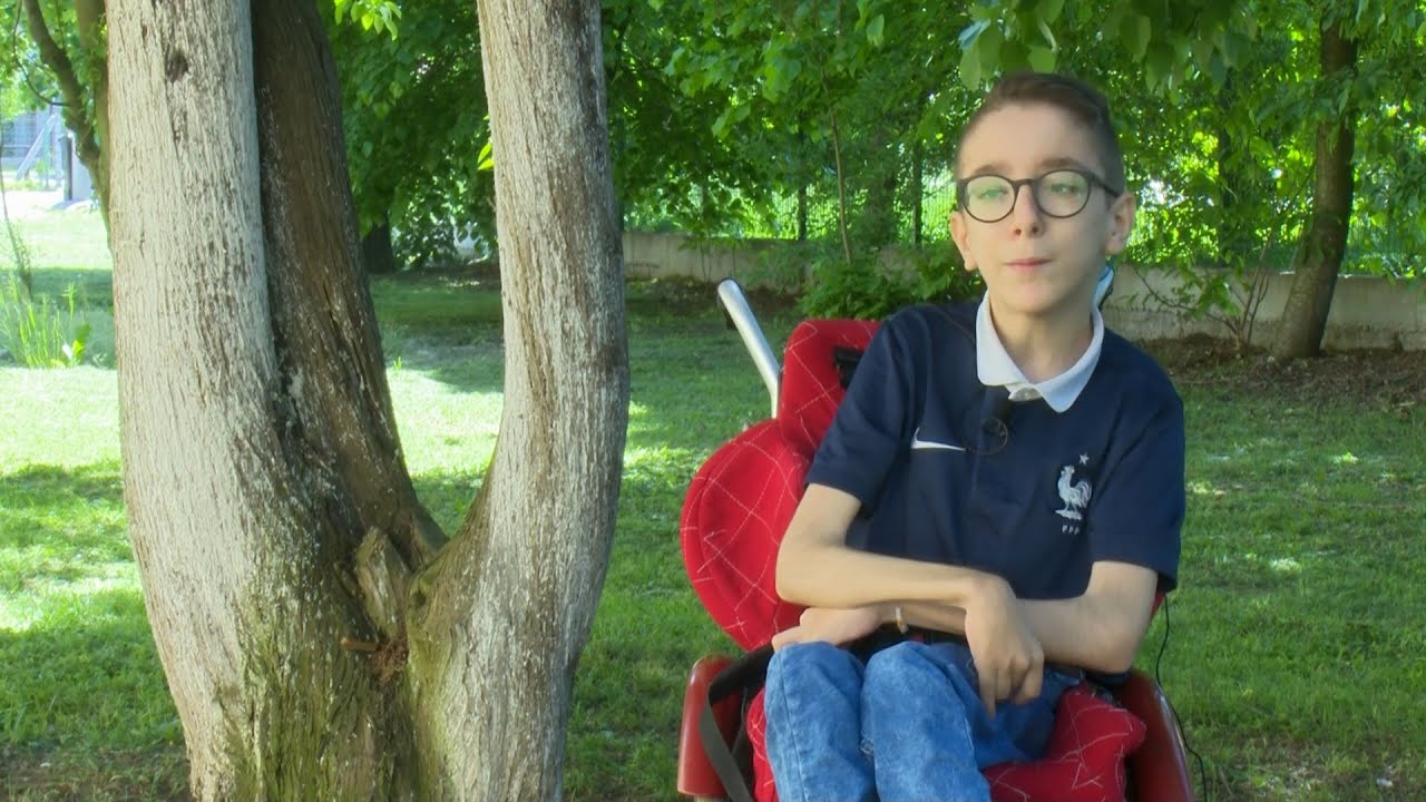 MATURANT AZUR KURALIĆ IZ OŠ 