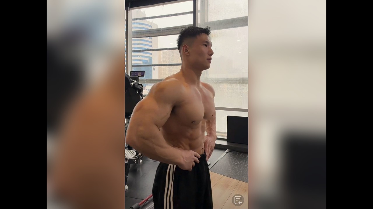脫下瞬間，帥度爆表#hunk #handsome #muscle