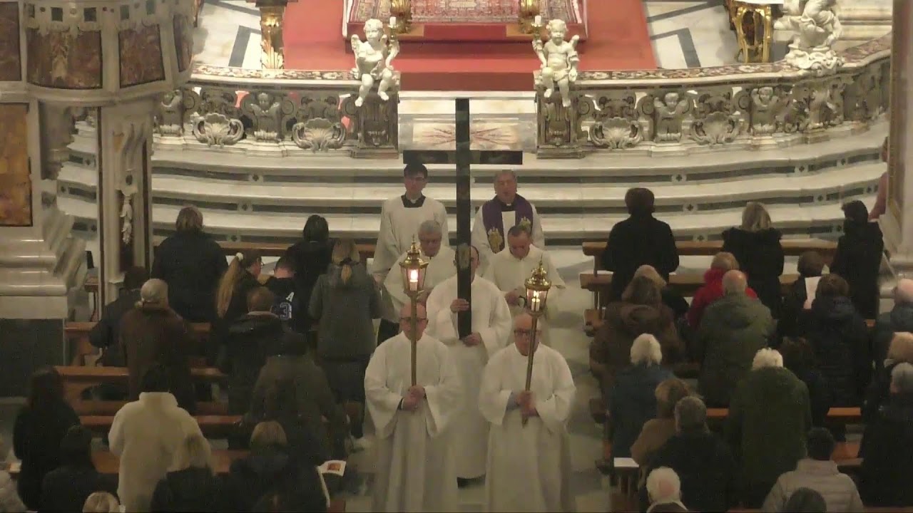 Via Crucis dalla Basilica di San Michele Arcangelo