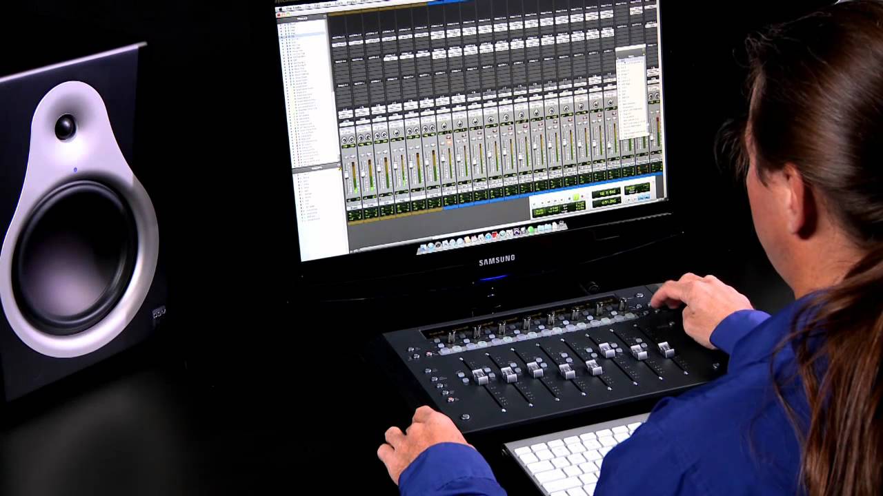 Avid&reg; Artist Series with Pro Tools&reg; featuring Artist Mix