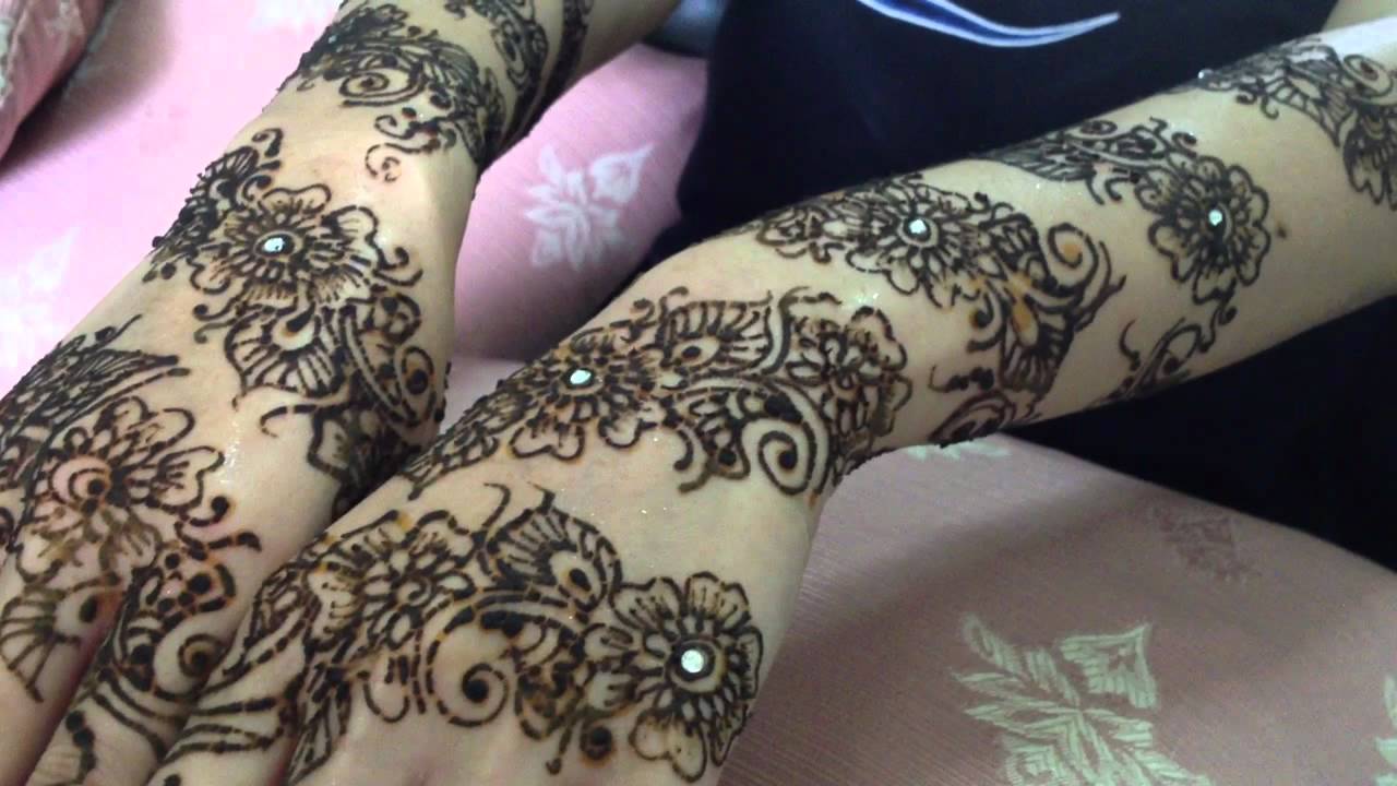 Floral Bridal Henna Mehndi