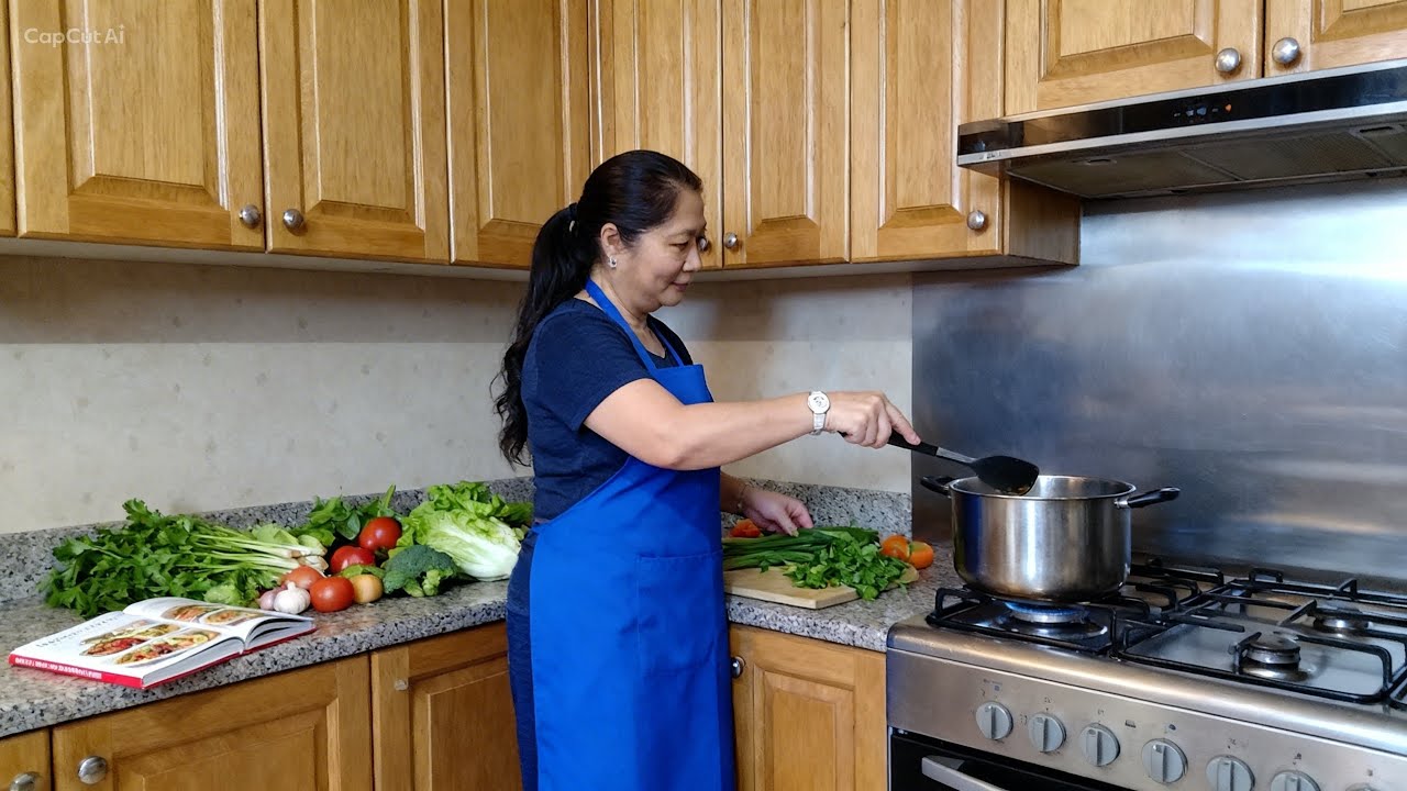 Cooking Pork Knuckle with Coke#ofwhongkong#cooking#recipeideas 