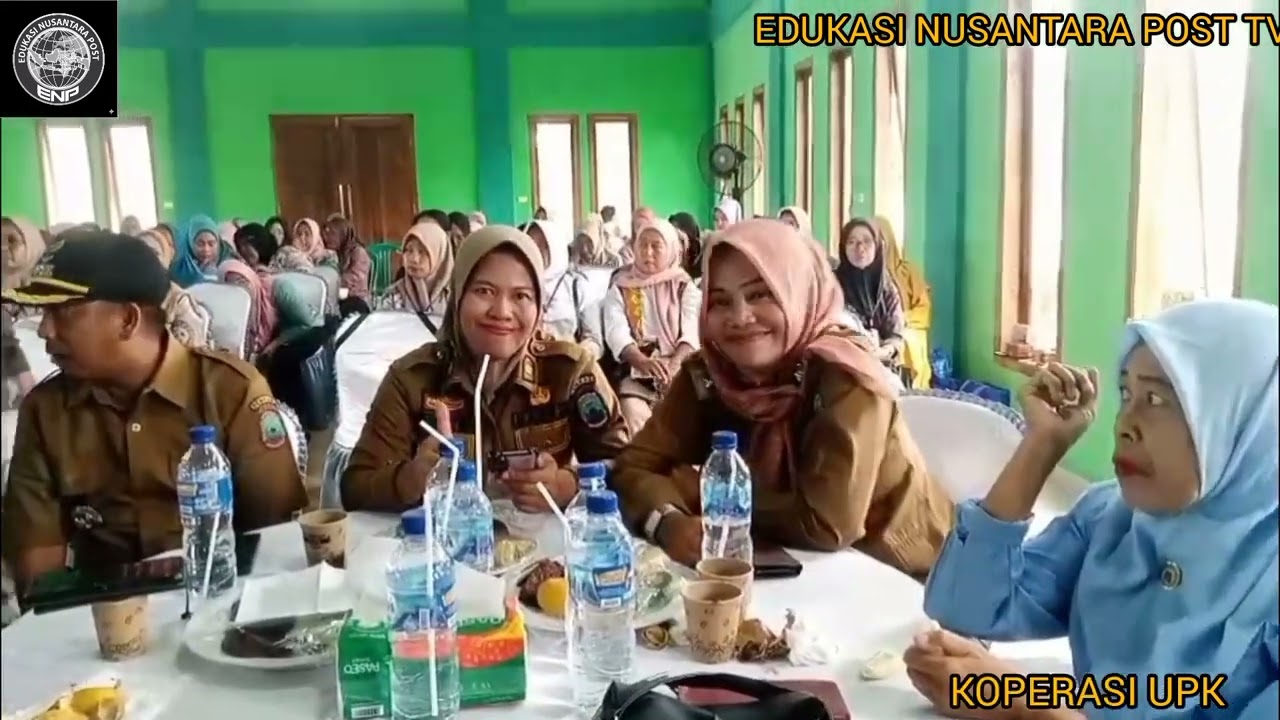 CAMAT JATIAGUNG BUKA ACARA KOPERASI