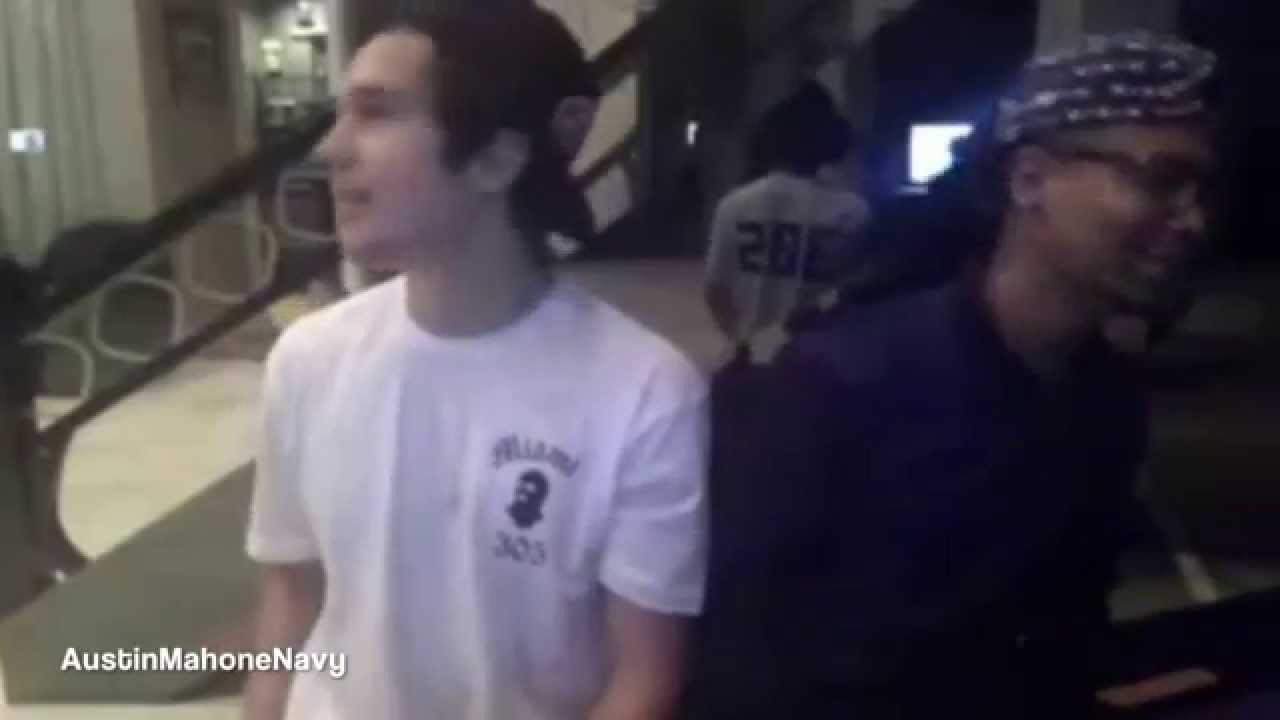 Остин Махоун USTREAM, четверг, 6 ноября 2014 г. [ПОЛНЫЙ]