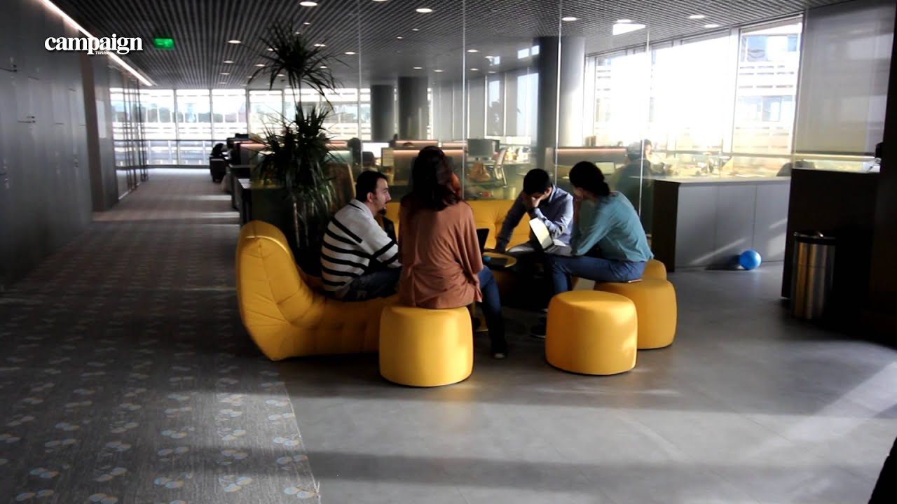Turkcell'in Ada Manzaralı Yeni Ofisi