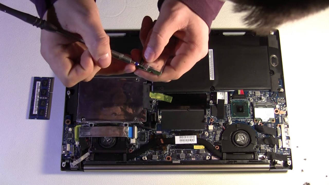 ЗАМЕНА RAM ПАМЯТИ НА НОУТБУКЕ ASUS UX32V